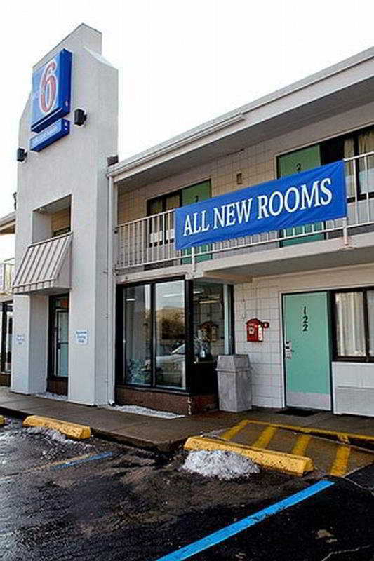 Motel 6 Boston South - Брейнтрі Екстер'єр фото