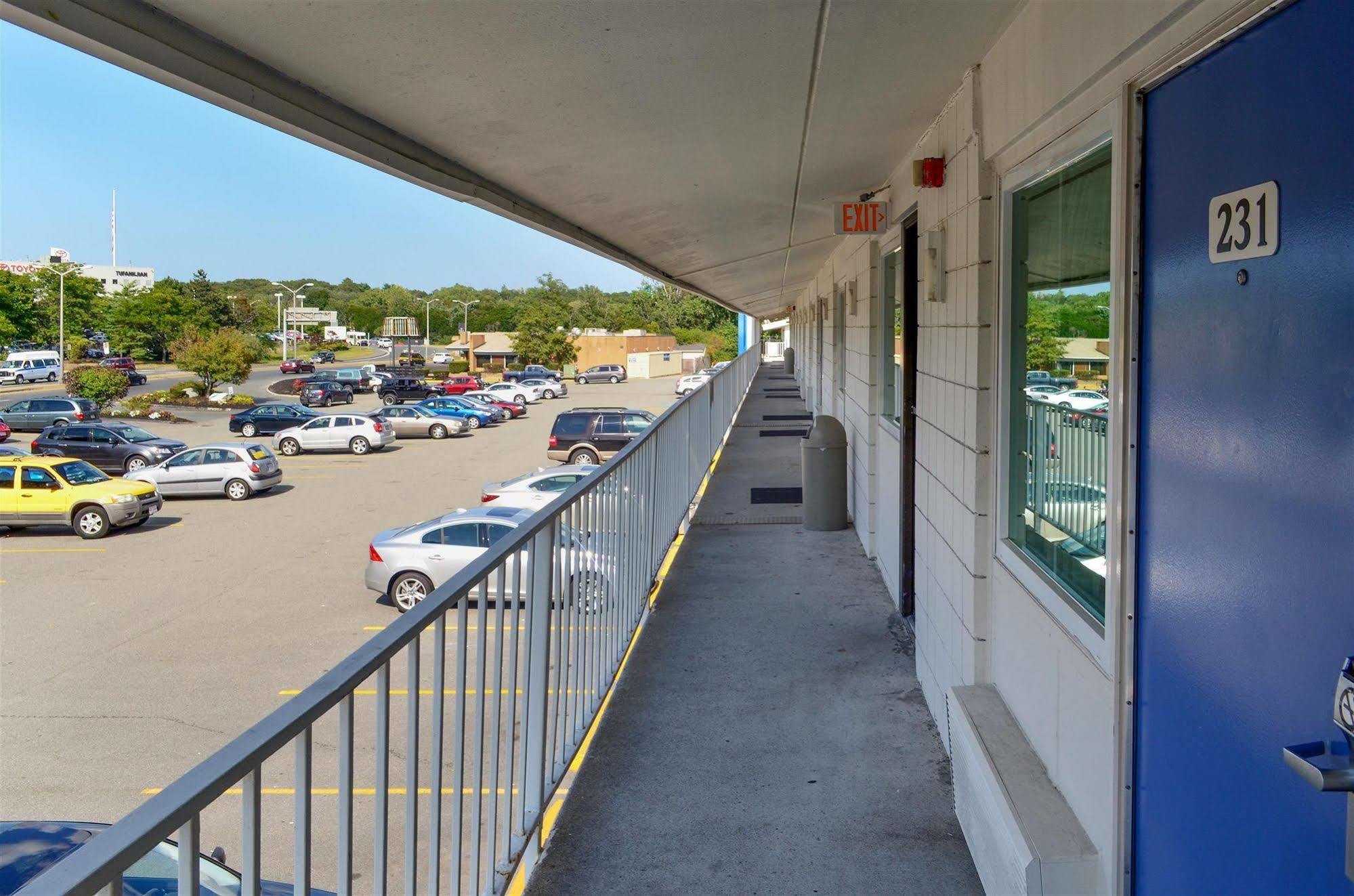 Motel 6 Boston South - Брейнтрі Екстер'єр фото
