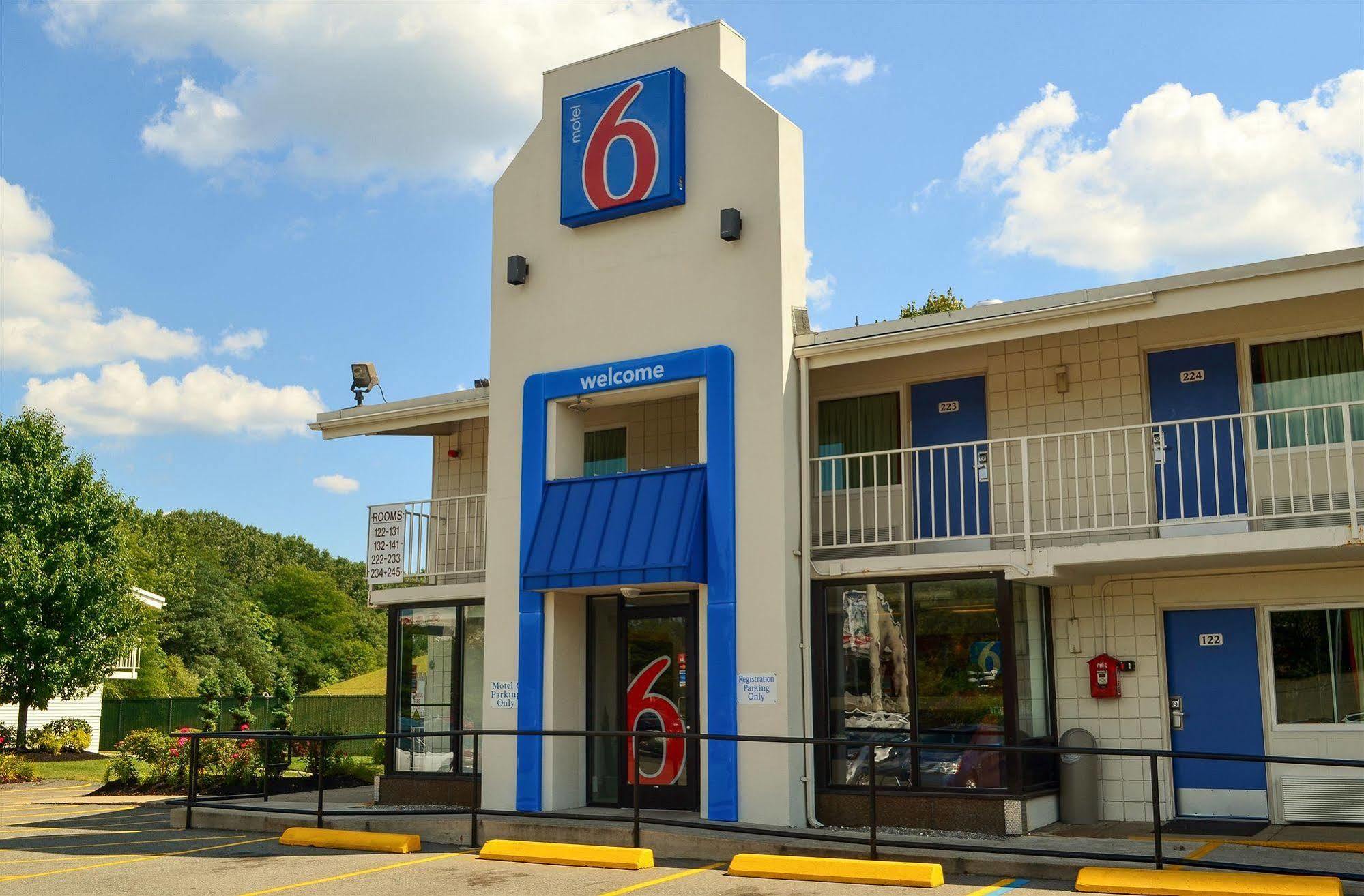 Motel 6 Boston South - Брейнтрі Екстер'єр фото